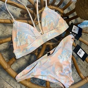 Hurley Floral Bikini Set NWT
